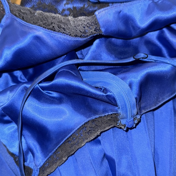 Betsey Johnson New York Size 4 Vintage Accordion Pleats Cobalt Blue Dress Y2K - Picture 4 of 17